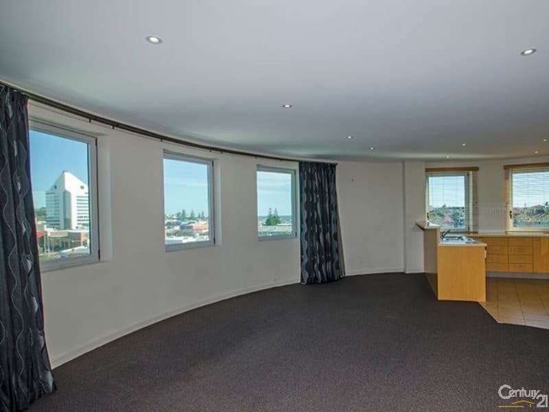 30/11 Casuarina Drive, Bunbury, WA, 6230, Bunbury - Thumbnail 2