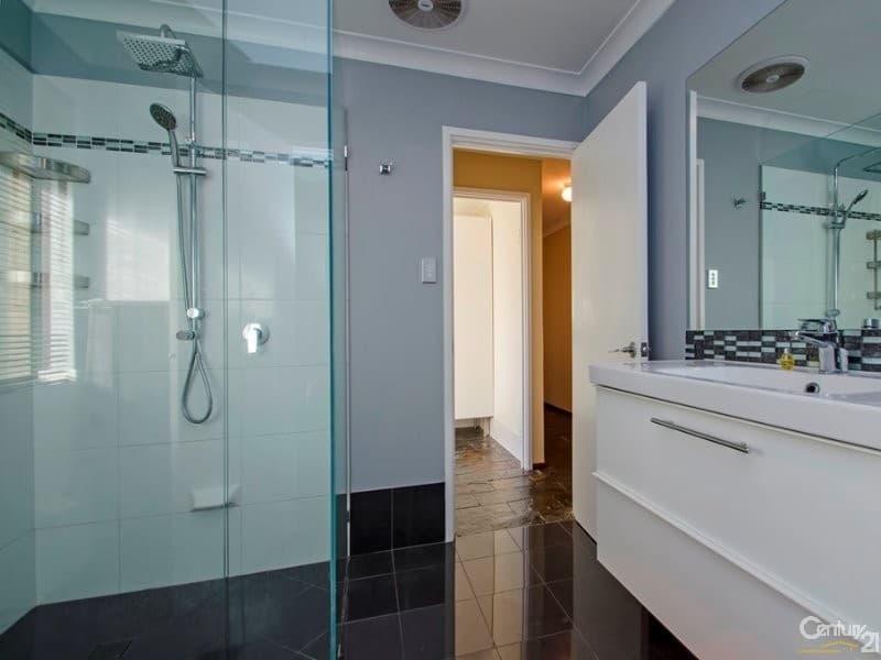 37/23 Casuarina Drive, Bunbury, WA, 6230, Carey Park - Thumbnail 3
