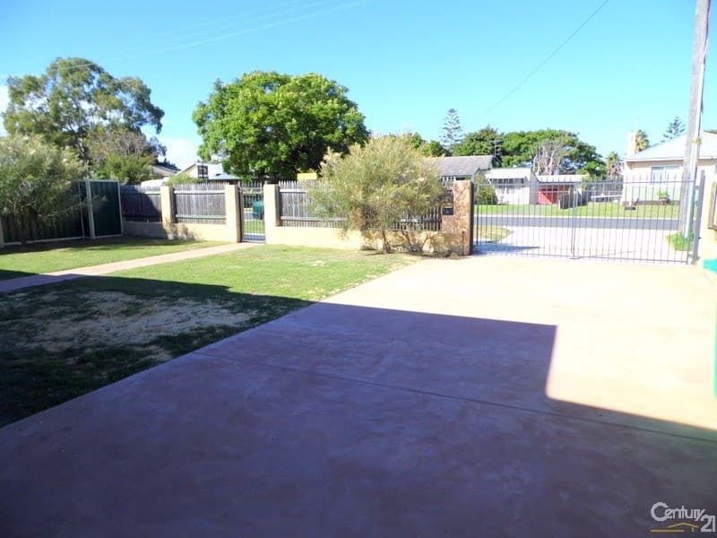 37/23 Casuarina Drive, Bunbury, WA, 6230, Carey Park - Thumbnail 4