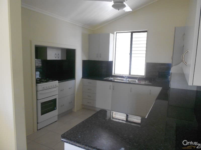 21 Larnach Street, Allenstown, QLD, 4700, Allenstown - Thumbnail 4