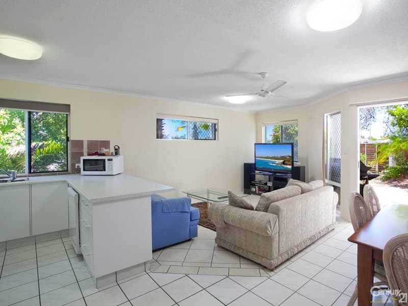 5/49 Southern Cross Parade, Sunrise Beach, QLD, 4567, Sunrise Beach - Thumbnail 3