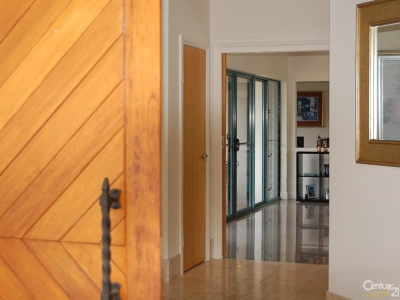 6/18 Lanyana Way, Noosa Heads, QLD, 4567, Eumundi - Thumbnail 2