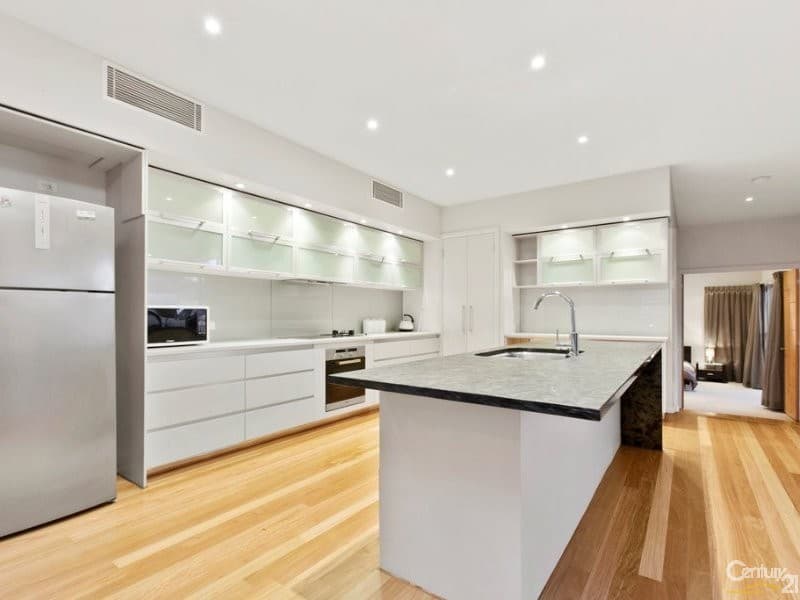4 John Malcolm Street, Redlynch, QLD, 4870, Redlynch - Thumbnail 4