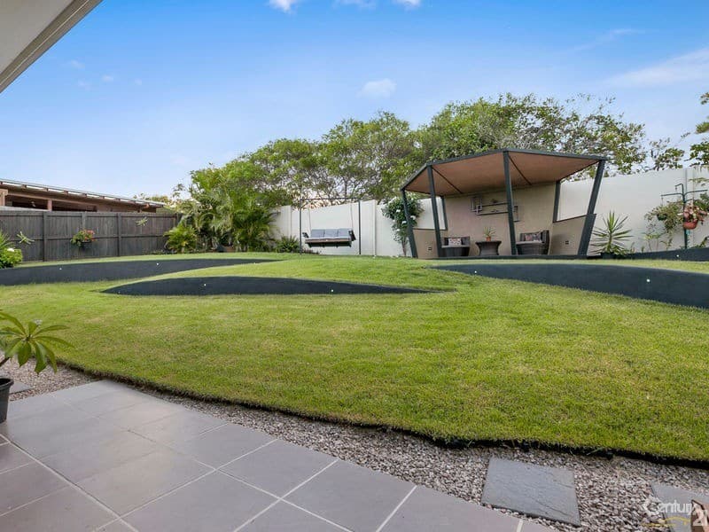 16 Honeyeater Crescent, Peregian Springs, QLD, 4573, Peregian Springs - Thumbnail 3