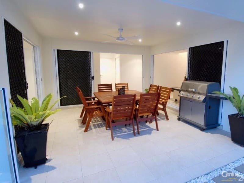 6/18 Lanyana Way, Noosa Heads, QLD, 4567, Peregian Springs - Thumbnail 2