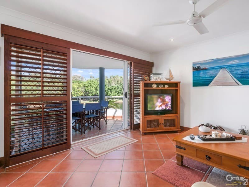 4/5 Hygieta Street, Noosa Waters, QLD, 4566, Noosa Waters - Thumbnail 2