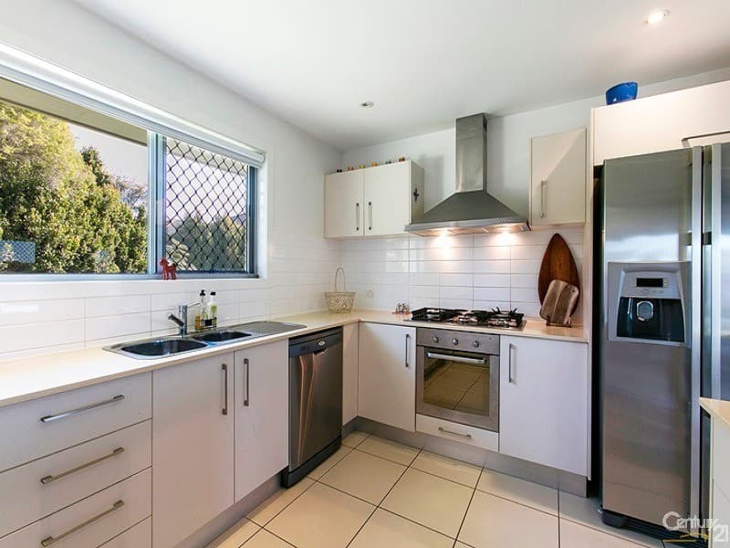 42 Glen Abby Avenue, Peregian Springs, QLD, 4573, Peregian Springs - Thumbnail 2