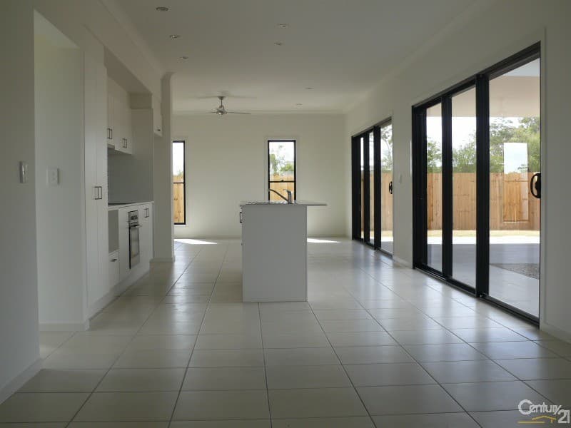11 Doral Drive, Peregian Springs, QLD, 4573, Peregian Springs - Thumbnail 4