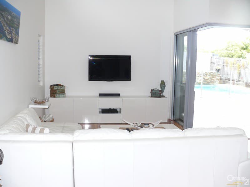 2 Tea Tree Grove, Peregian Springs, QLD, 4573, Peregian Springs - Thumbnail 8