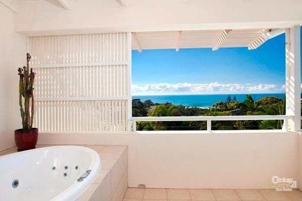 2/41 Sobraon Street, Sunrise Beach, QLD, 4567, Sunrise Beach - Thumbnail 2