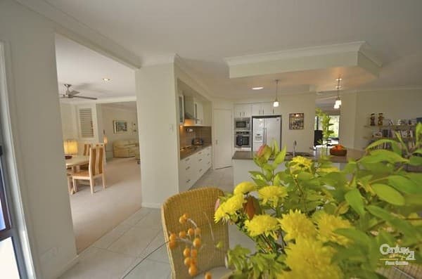 6/18 Lanyana Way, Noosa Heads, QLD, 4567, Cooroibah - Thumbnail 3