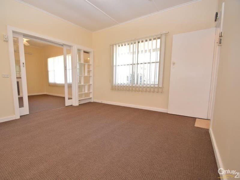 11 Racecourse Road, Broken Hill, NSW, 2880, Broken Hill - Thumbnail 4