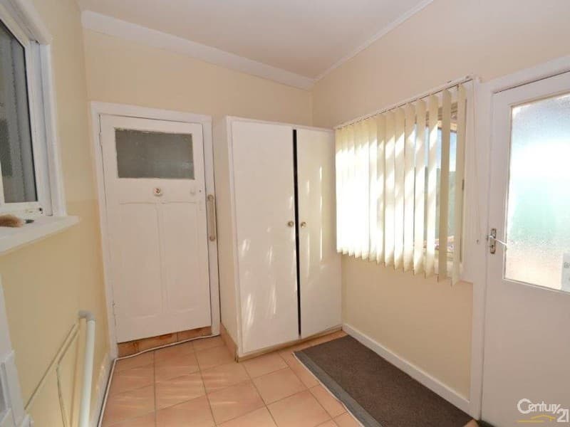 11 Racecourse Road, Broken Hill, NSW, 2880, Broken Hill - Thumbnail 7