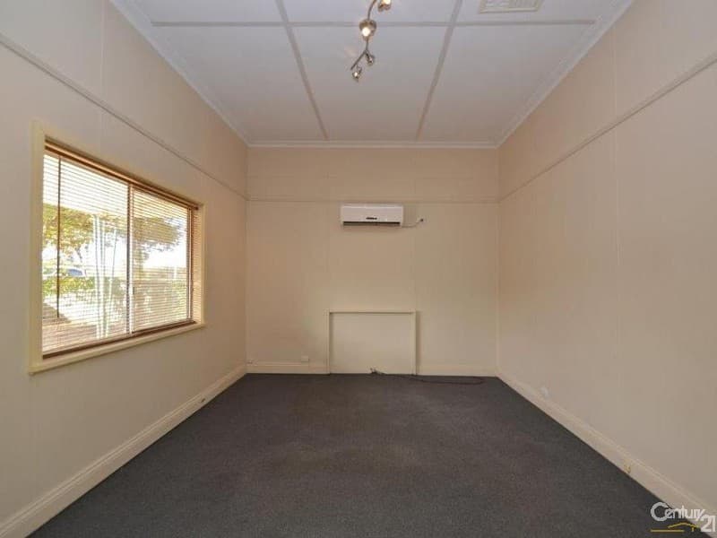 341 Wilson Street, Broken Hill, NSW, 2880, Broken Hill - Thumbnail 2