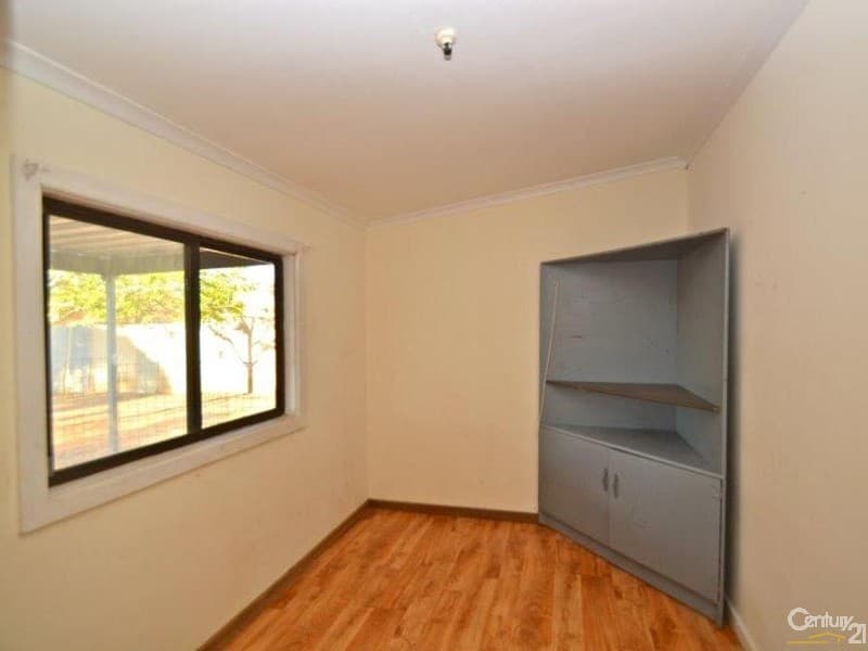 17 Clover Way, Helensvale - Thumbnail 4