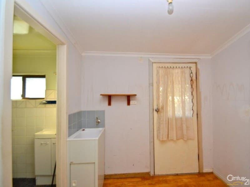 17 Clover Way, Helensvale - Thumbnail 7