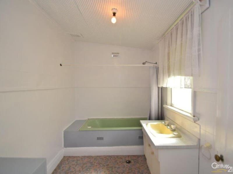 84 Hebbard Street, Broken Hill, NSW, 2880, Broken Hill - Thumbnail 8