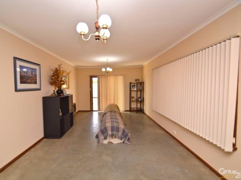 106 Nicholls Street, Broken Hill, NSW, 2880, Broken Hill - Thumbnail 2
