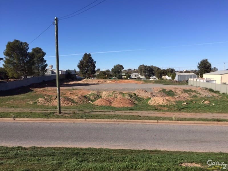 81 Wyman Street, Broken Hill, NSW, 2880, Broken Hill - Thumbnail 2