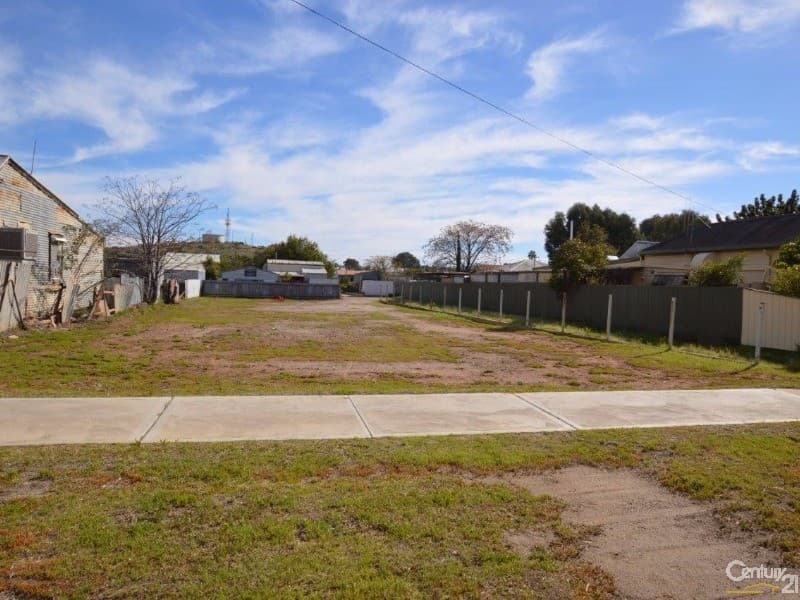 44 Williams Street, Broken Hill, NSW, 2880, Broken Hill - Thumbnail 2