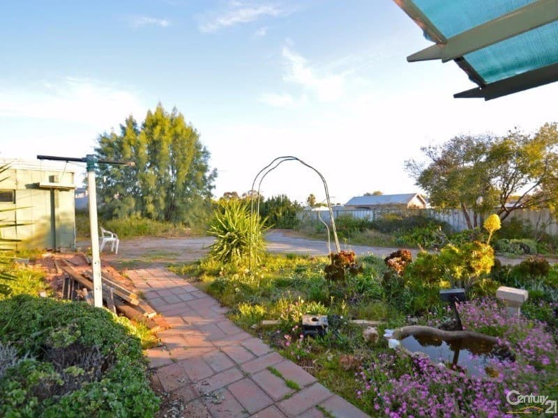 75 Cornish Street, Broken Hill, NSW, 2880, Broken Hill - Thumbnail 8
