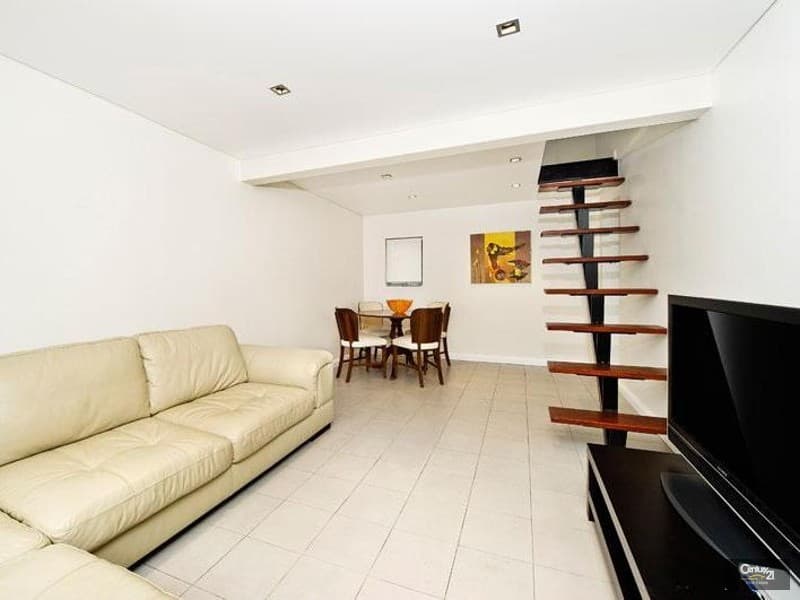 5a Goodchap Street, Surry Hills, NSW, 2010, Surry Hills - Thumbnail 2