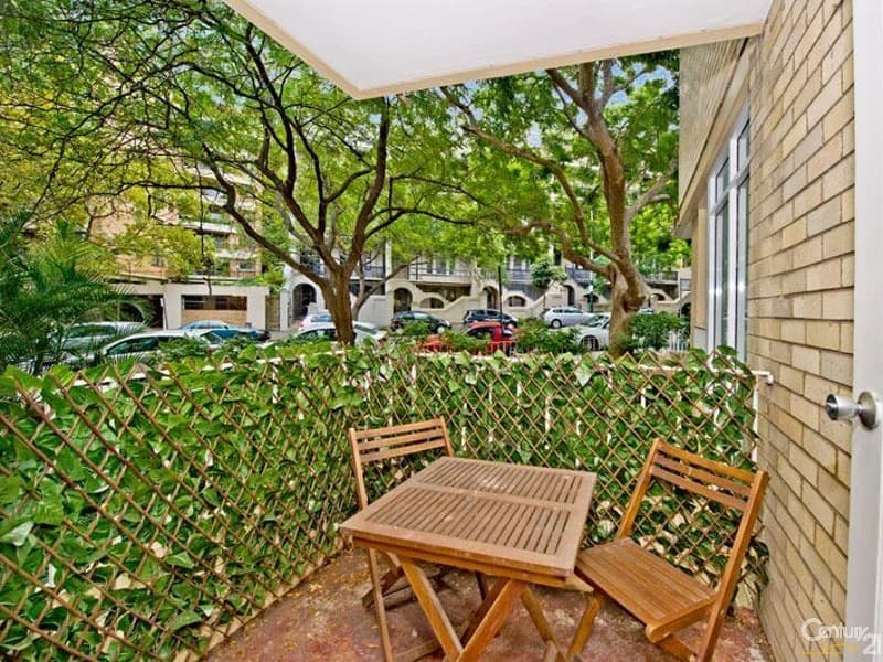 9/16-18 Roslyn Gardens, Elizabeth Bay, NSW, 2011, Elizabeth Bay - Thumbnail 4