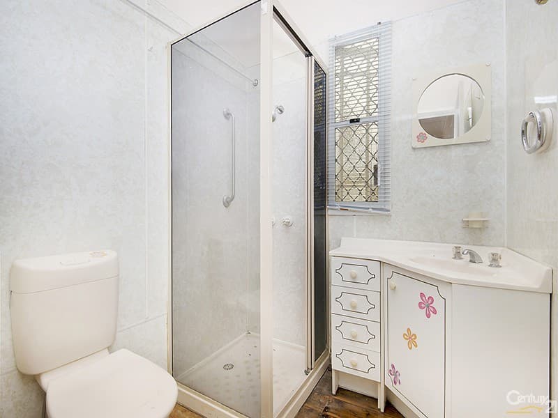 12 Frank Street, Scarborough, QLD, 4020, Scarborough - Thumbnail 4