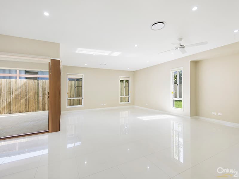 27 Anderson Street, Scarborough, QLD, 4020, Scarborough - Thumbnail 2