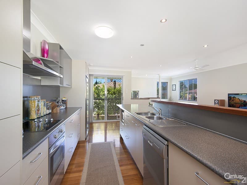 73 Donald Street, Woody Point, QLD, 4019, Woody Point - Thumbnail 3