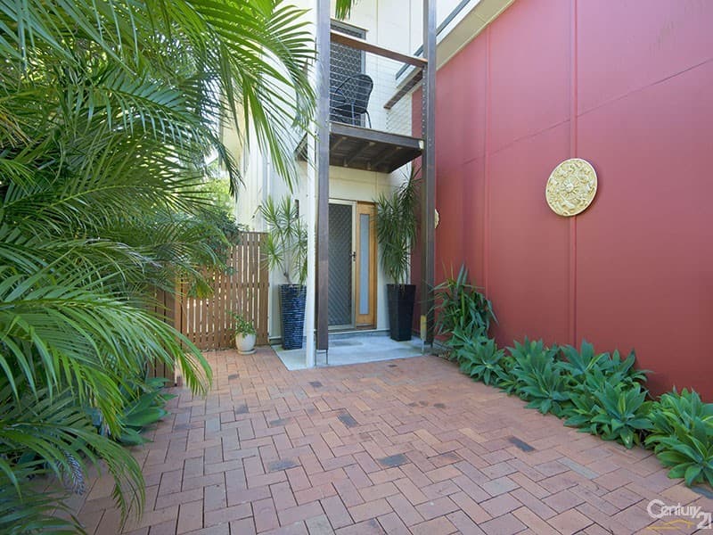 73 Donald Street, Woody Point, QLD, 4019, Woody Point - Thumbnail 8
