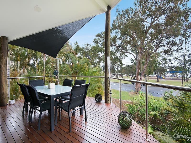 25 Thurecht Parade, Scarborough, QLD, 4020, Scarborough - Thumbnail 2