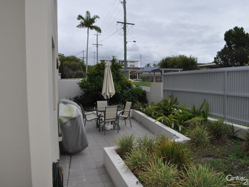 2/1 McNaughton Street, Redcliffe, QLD, 4020, Redcliffe - Thumbnail 2