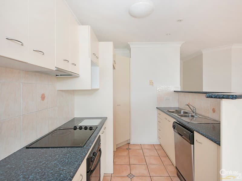 1/36 Steven Street, Redcliffe, QLD, 4020, Redcliffe - Thumbnail 2