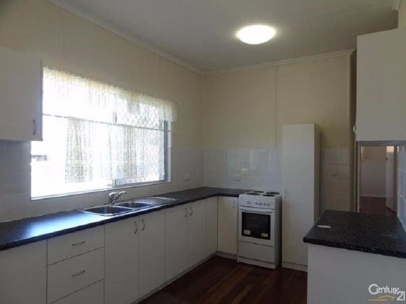 79 Steven Street, Redcliffe, QLD, 4020, Redcliffe - Thumbnail 3