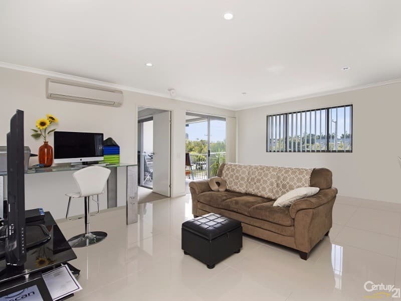 8/11 Creek Street, Redcliffe, QLD, 4020, Redcliffe - Thumbnail 2