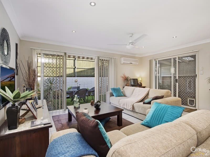 2/17 Shields Street, Redcliffe, QLD, 4020, Redcliffe - Thumbnail 3
