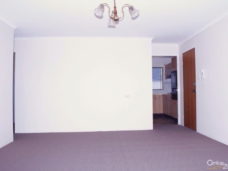 5/8 Jeffrey Street, Redcliffe, QLD, 4020, Redcliffe - Thumbnail 4