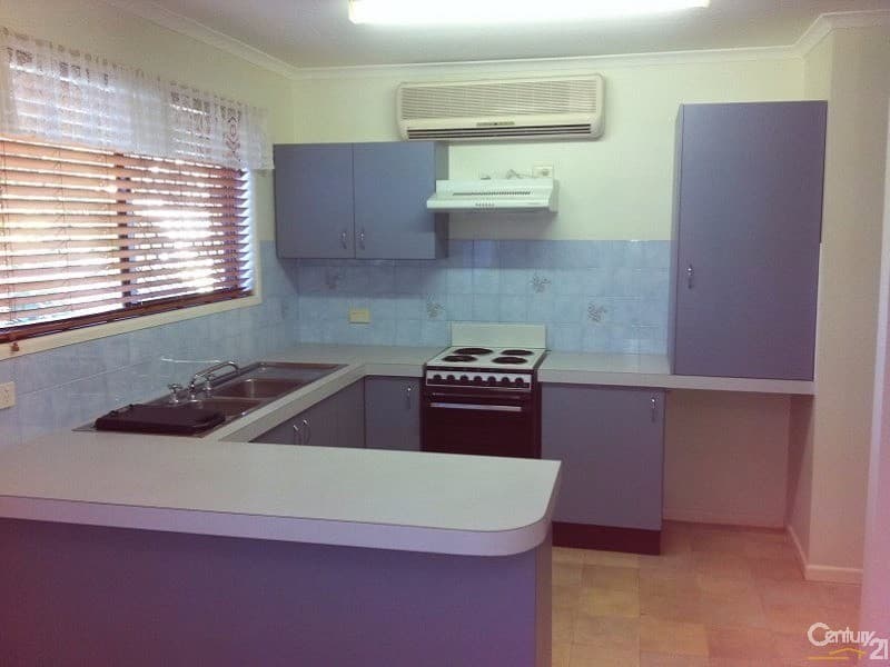 2/65 Sutton Street, Redcliffe, QLD, 4020, Redcliffe - Thumbnail 2
