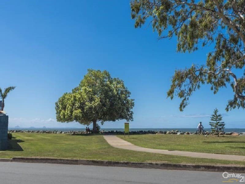 9 Second Avenue, Scarborough, QLD, 4020, Scarborough - Thumbnail 5