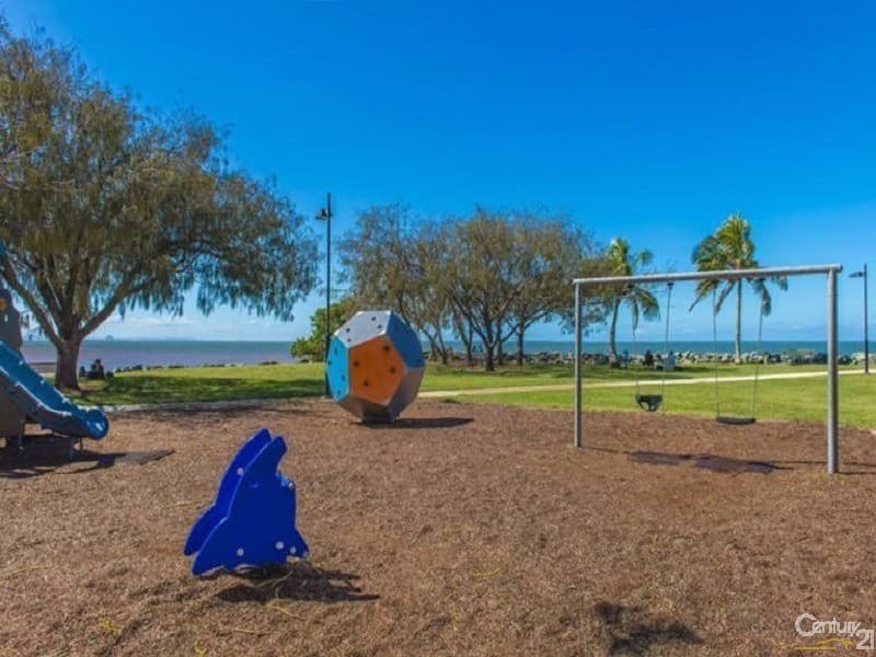 9 Second Avenue, Scarborough, QLD, 4020, Scarborough - Thumbnail 6