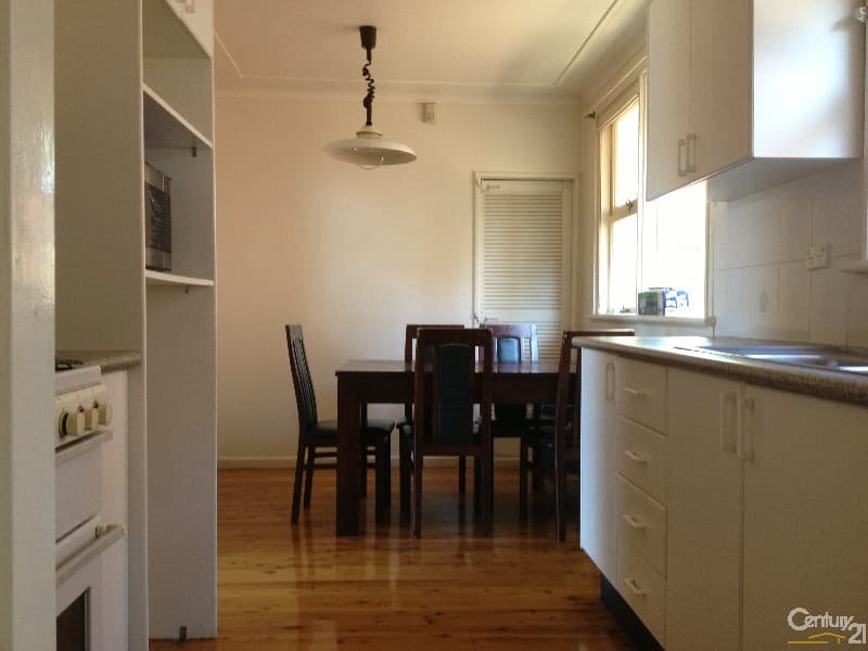 2 Solo Crescent, Fairfield, NSW, 2165, Fairfield - Thumbnail 4