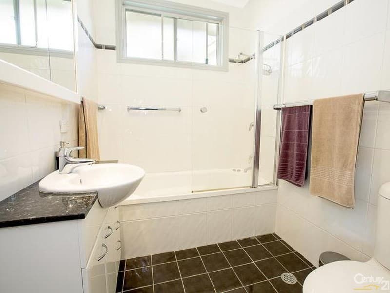 8 Fisher Cres, Pendle Hill, NSW, 2145, Pendle Hill - Thumbnail 6