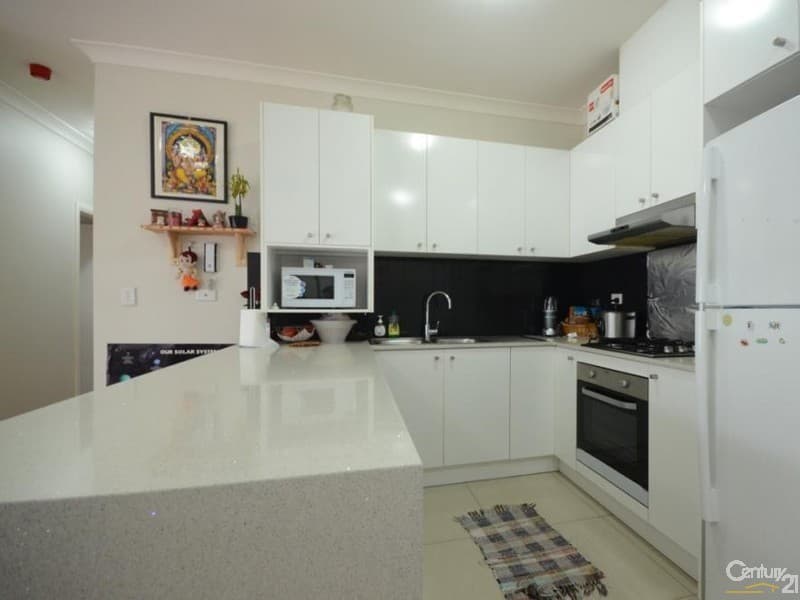 1/2-4 OYSTER COURT, Trinity Beach, QLD, 4879, Trinity Beach - Thumbnail 3