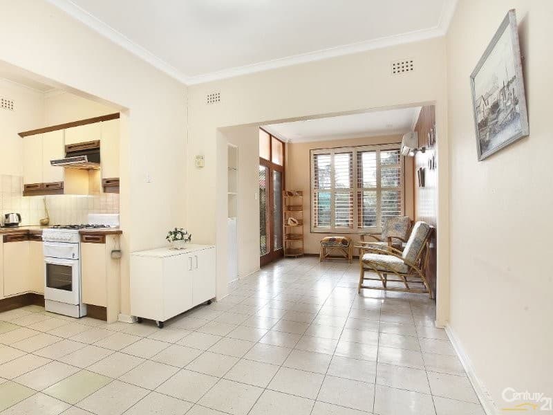 28 Cotswold Street, Westmead, NSW, 2145, Westmead - Thumbnail 2