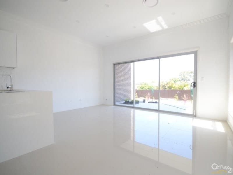 82  Bungaree Road, Toongabbie, NSW, 2146, Toongabbie - Thumbnail 3