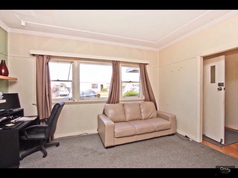 8 Summit Street, North Lambton, NSW, 2299, North Lambton - Thumbnail 3