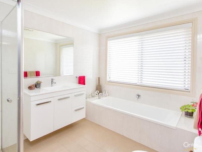 18 Barrellier Close, Raymond Terrace, NSW, 2324, Raymond Terrace - Thumbnail 4