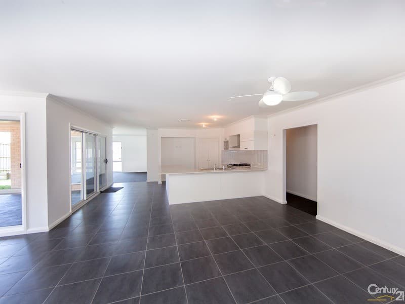 4 Piroma Street, Fletcher, NSW, 2287, Fletcher - Image 1