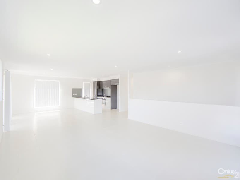 7 Blackwood Circuit, Cameron Park, NSW, 2285, Cameron Park - Thumbnail 3